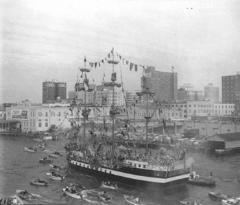 1920s photo of Gasparilla pirate ship