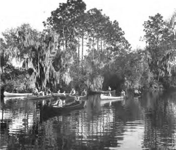 Vintage photo of kayaks on Hillsborough River